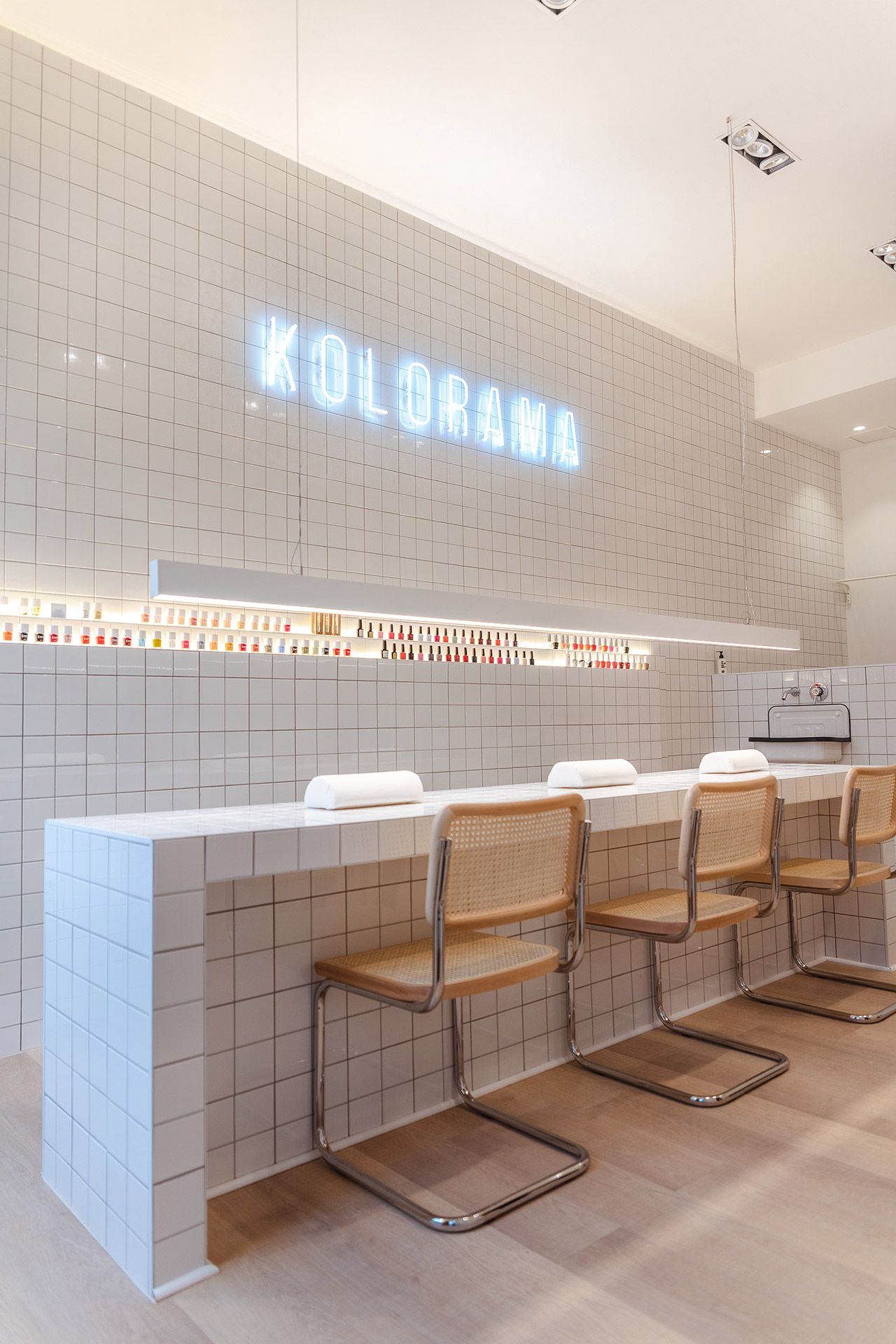 Kolorama nails + self care Donostia | Bilbao